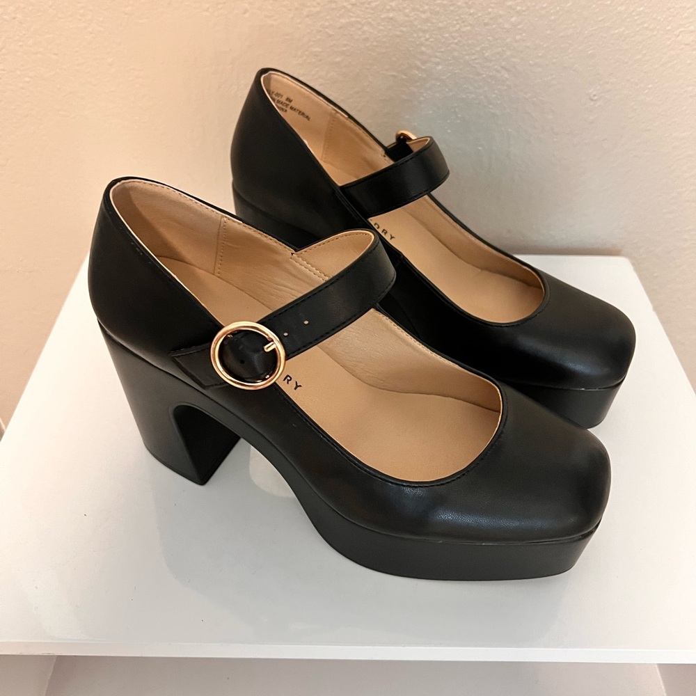 Black Chinese Laundry square toe Mary Jane platforms